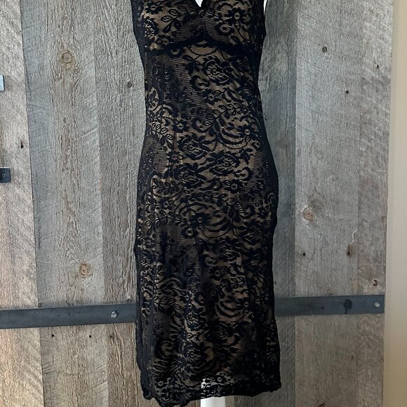 Black Full Lace Midi Cocktail Dress Sleeveless - Picture 2 of 4